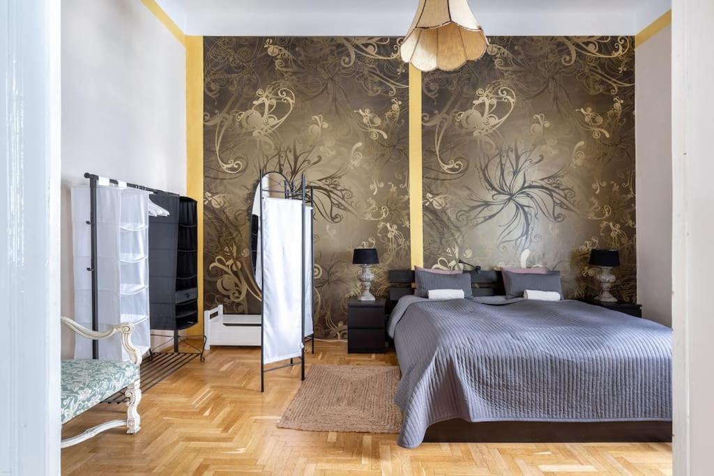Bourgeois Boheme Apt. 88 M² City Center Будапеща Екстериор снимка