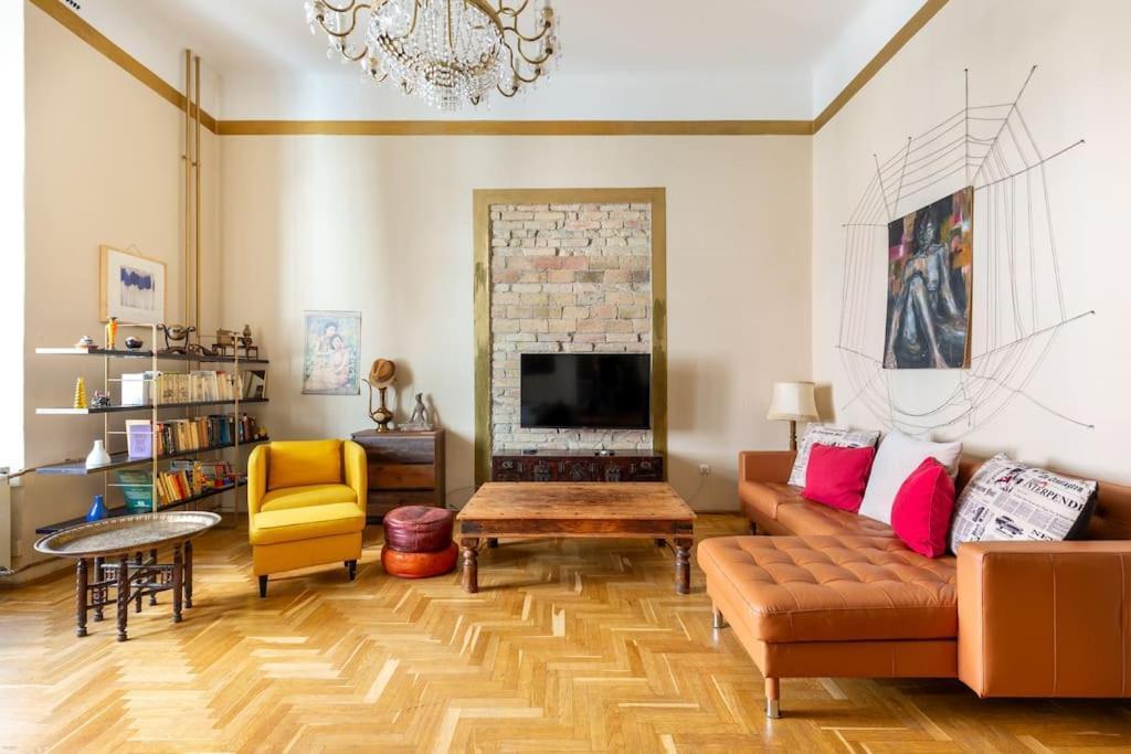 Bourgeois Boheme Apt. 88 M² City Center Будапеща Екстериор снимка