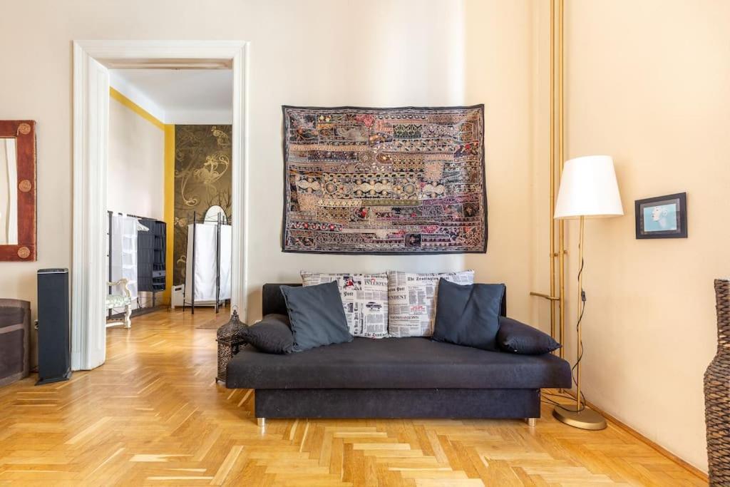 Bourgeois Boheme Apt. 88 M² City Center Будапеща Екстериор снимка